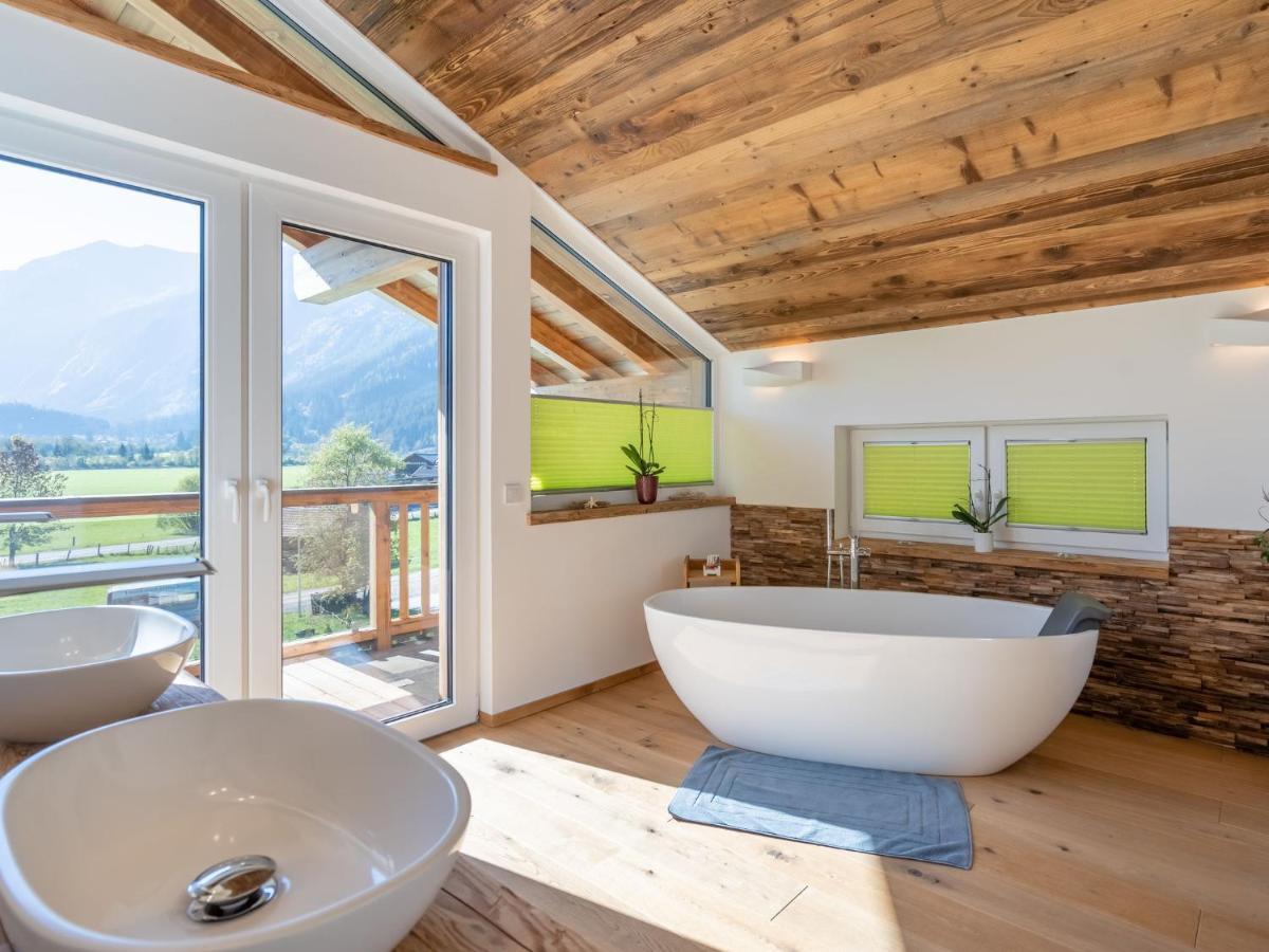 In With Pool Chalet *